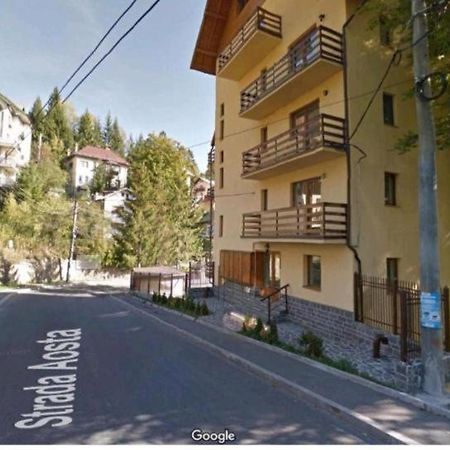 Apartament Aosta Central Sinaia Lägenhet Exteriör bild